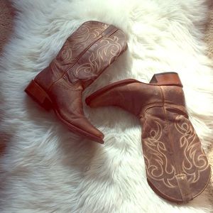 Shyanne cowboy boots, with 1” heel